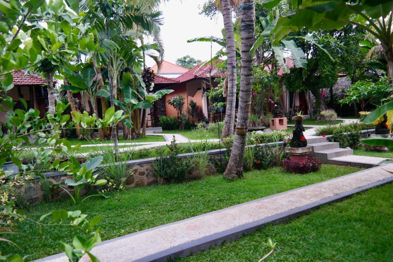 1000 Dream Bungalow Lovina Exterior foto